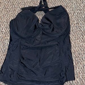 Island wave black tankini with underwire